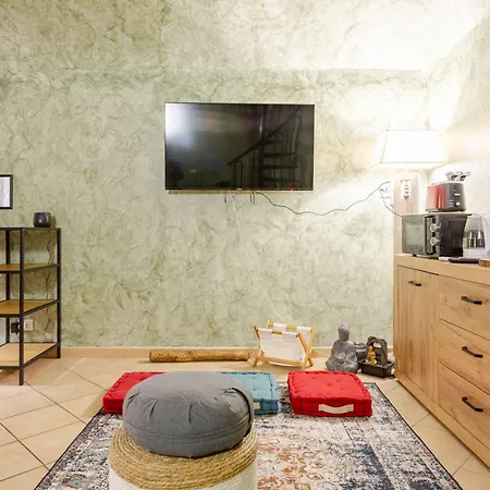 Special Offer! Secret Zen House In The Center W Free Parking And 24hours Automatic Check-in - With Netflix & Disneyplus And Air Conditioning Casale Monferrato