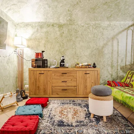 Apartmán Special Offer! Secret Zen House In The Center W Free Parking And 24hours Automatic Check-in - With Netflix & Disneyplus And Air Conditioning *